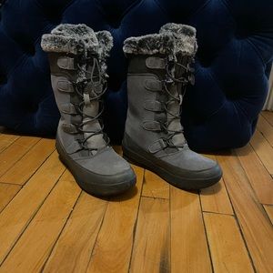 Kids winter boots